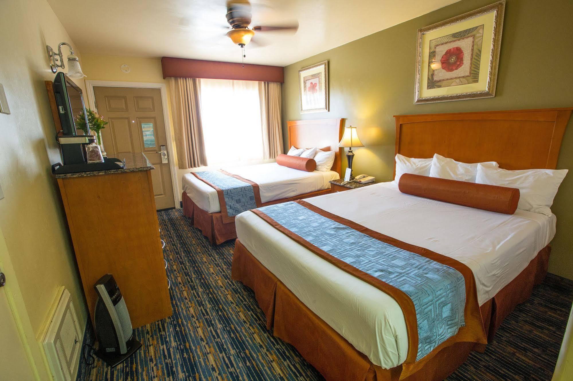 Beachwalker Inn & Suites Pismo Beach Esterno foto