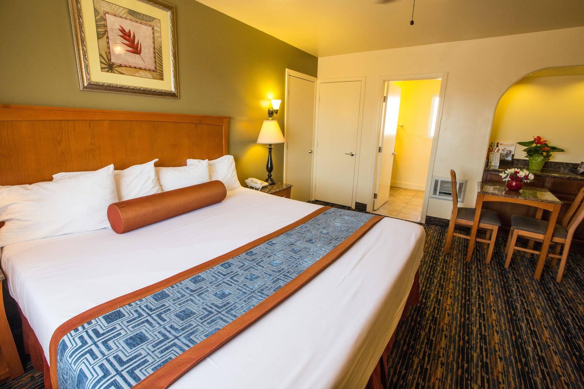 Beachwalker Inn & Suites Pismo Beach Esterno foto