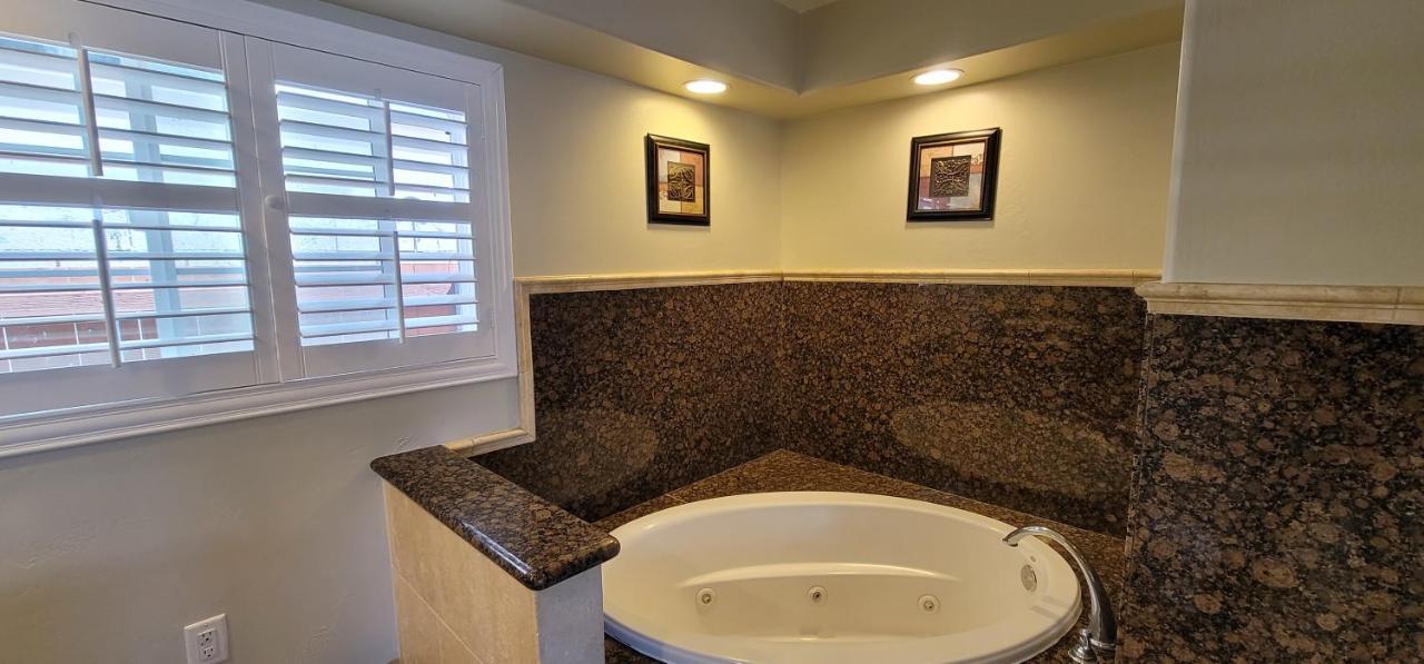 Beachwalker Inn & Suites Pismo Beach Esterno foto