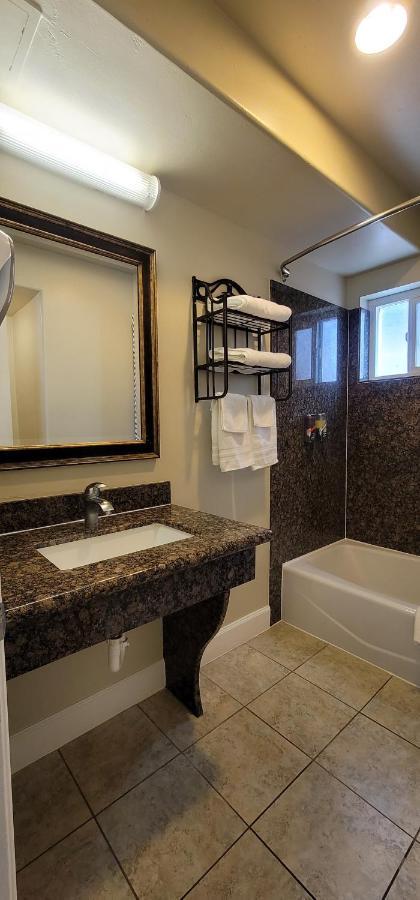 Beachwalker Inn & Suites Pismo Beach Esterno foto