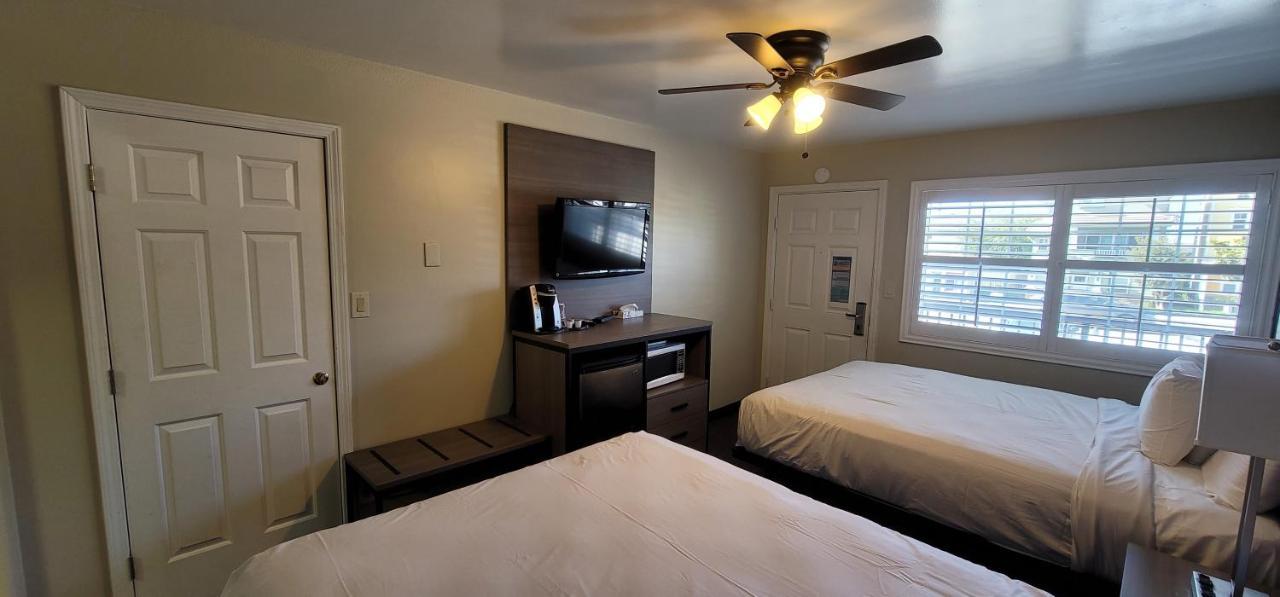 Beachwalker Inn & Suites Pismo Beach Esterno foto