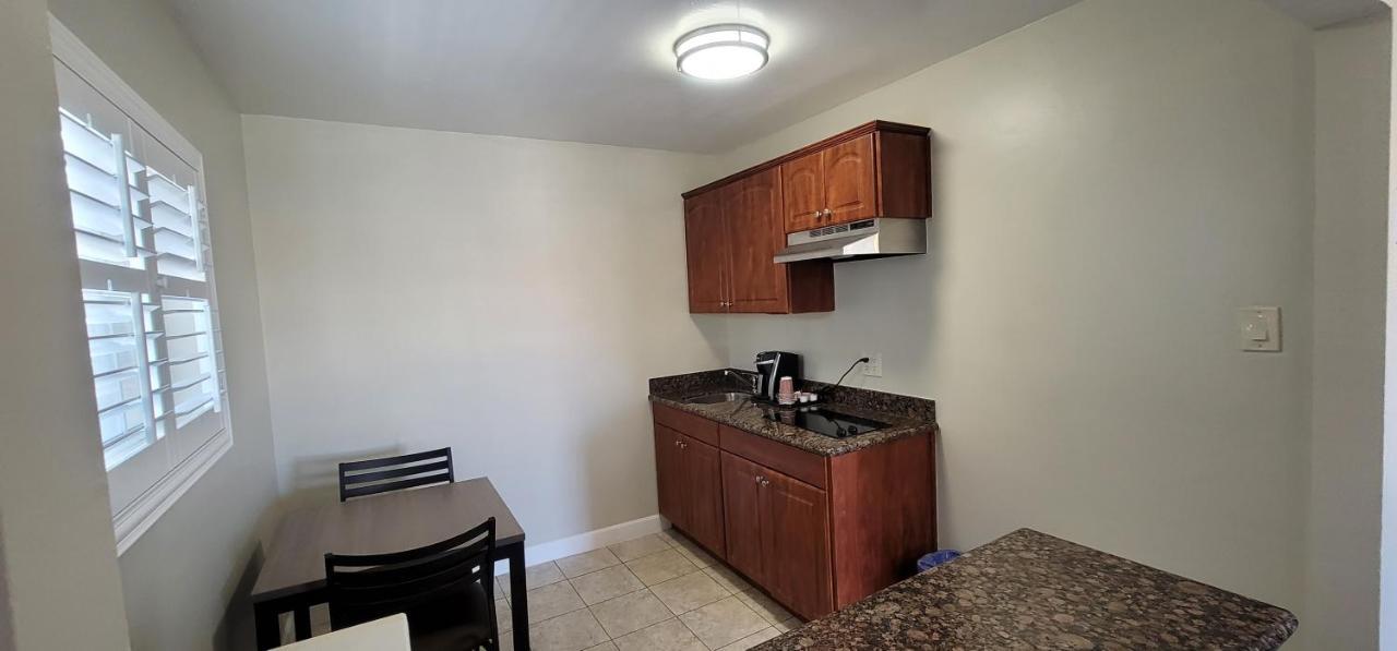 Beachwalker Inn & Suites Pismo Beach Esterno foto